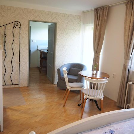 Apartamento U Václava Kněževes Exterior foto
