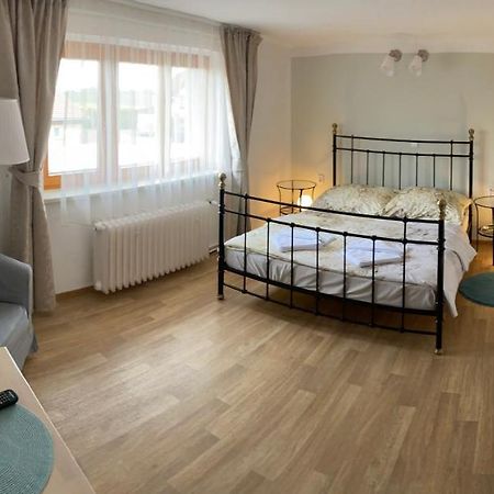 Apartamento U Václava Kněževes Exterior foto