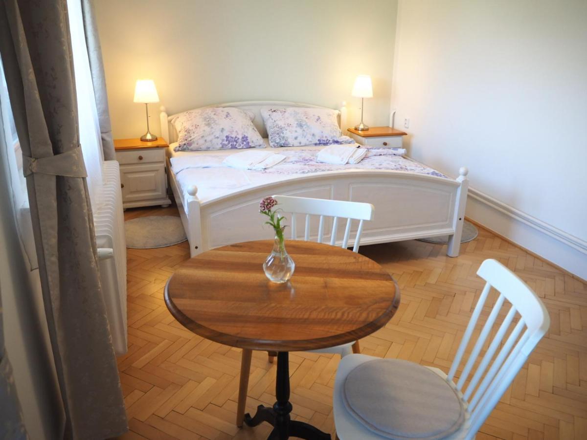 Apartamento U Václava Kněževes Exterior foto